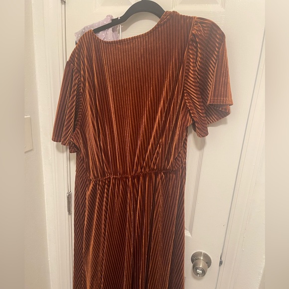 Rust/orange velvet maxi wrap dress - Picture 5 of 5